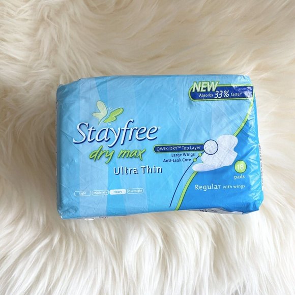 Vintage Stayfree Sealed New Maxi Pads Film TV Prop 2000s Sealed English Francois - Picture 1 of 6
